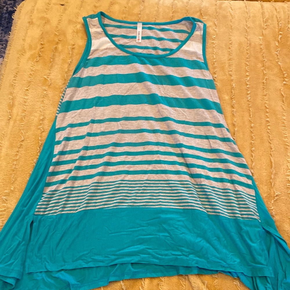 Gilli USA top